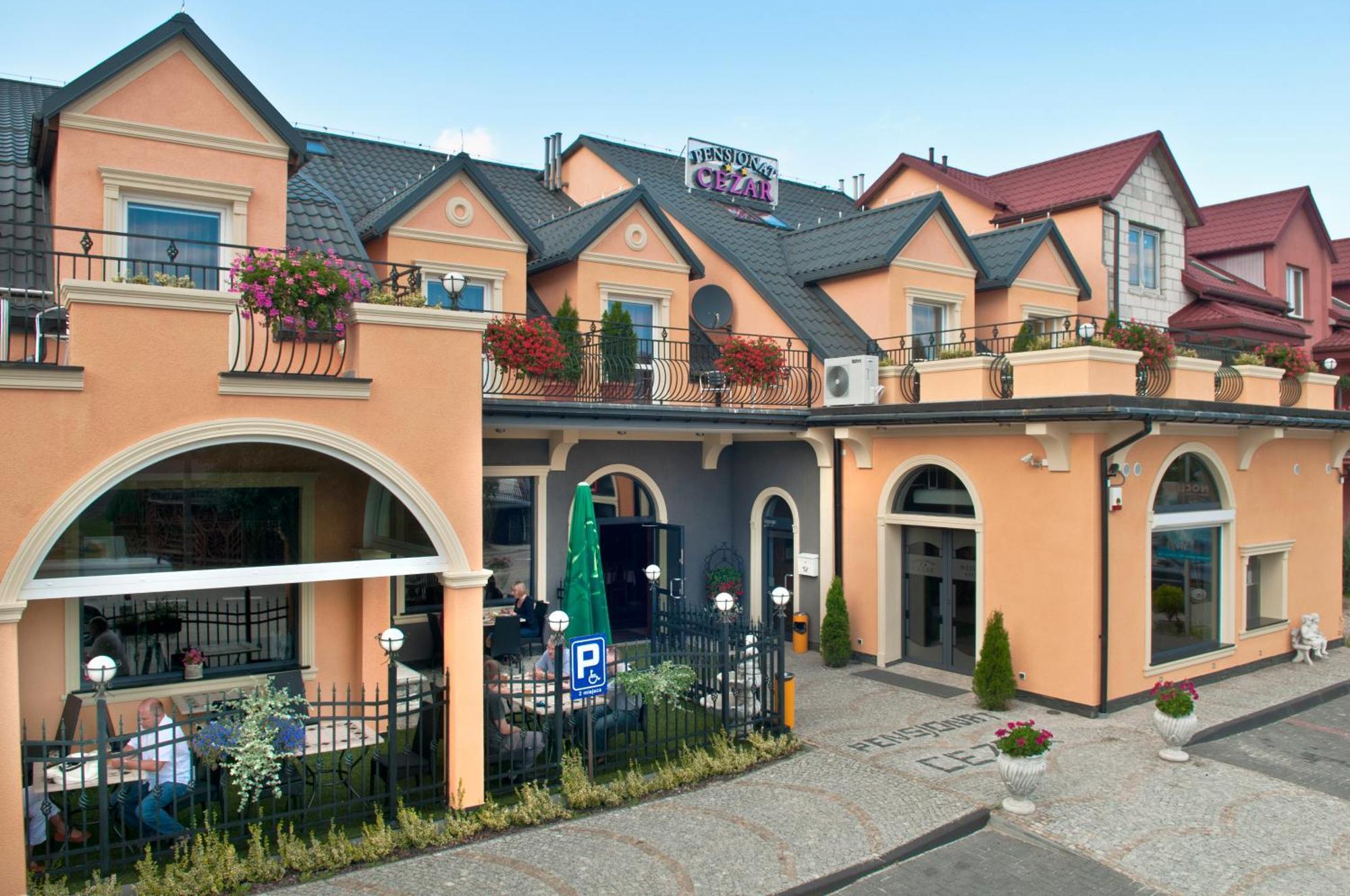 Pensjonat Cezar Siemiatycze Exterior foto